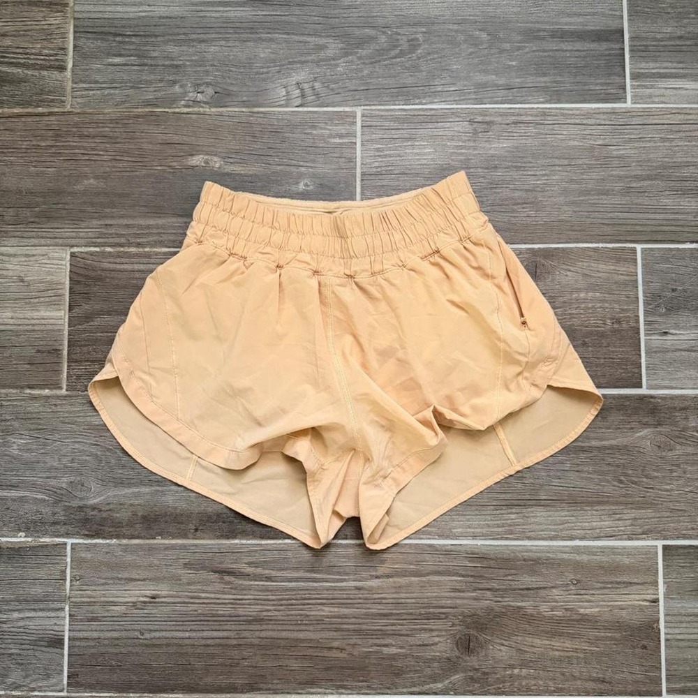 Lululemon track that shorts size 6